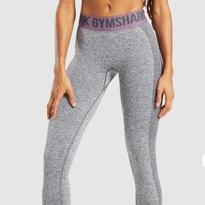 Flex Low Rise Gym Shark Leggings